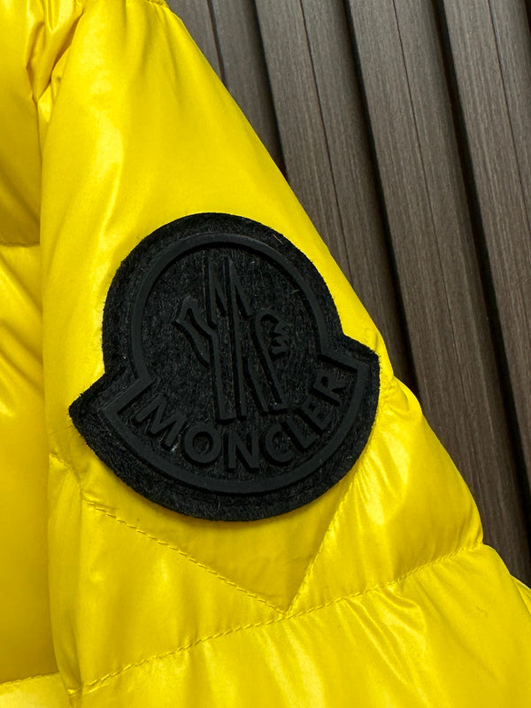 1151 | Moncler