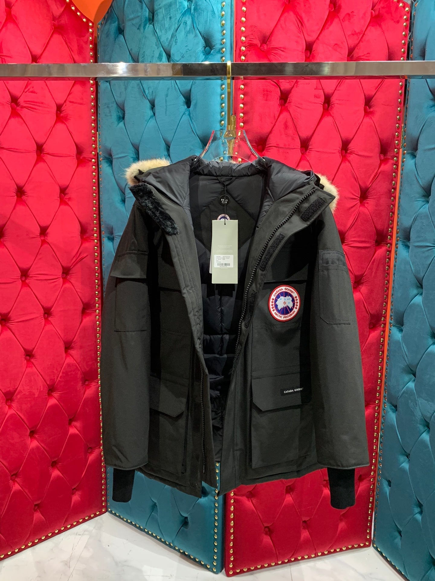 190 |  canada goose