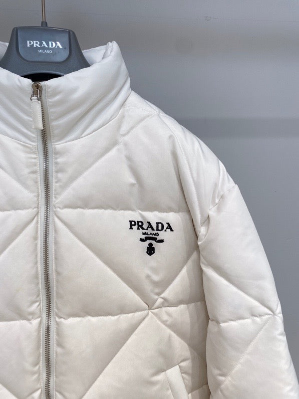 1186 | Prada