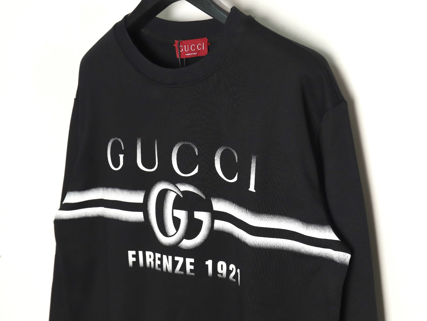 744 | Gucci