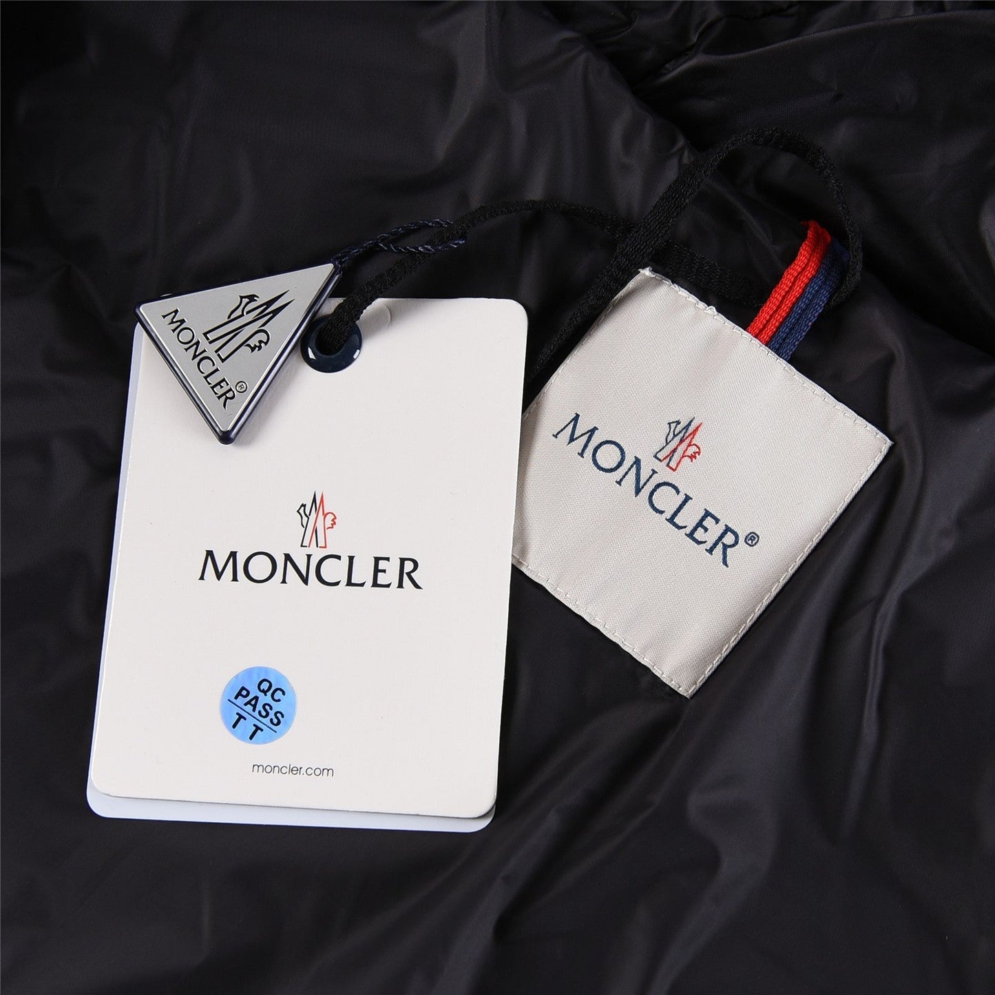 17 | Moncler