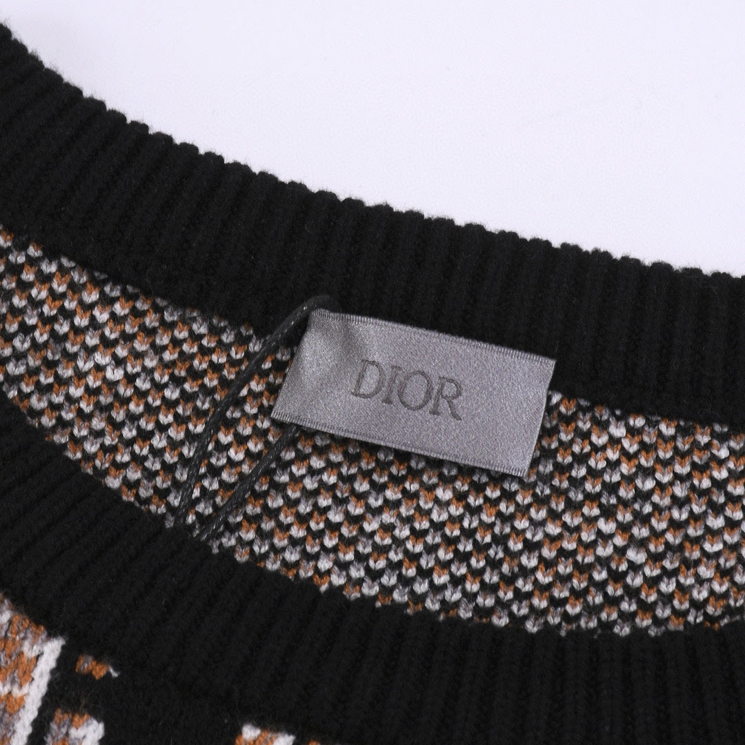 384  |  Dior