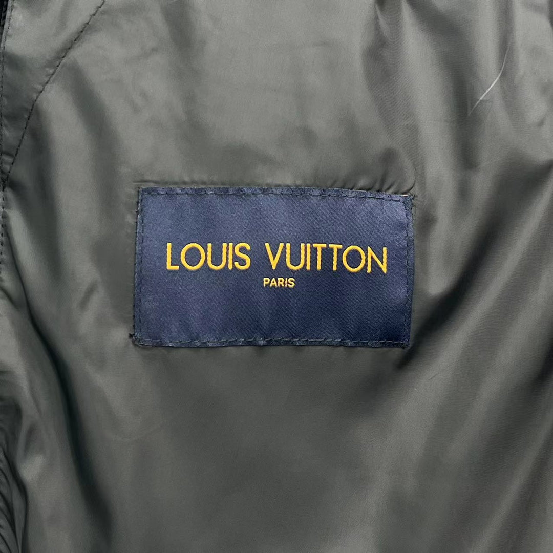 1126 | Louis Vuitton