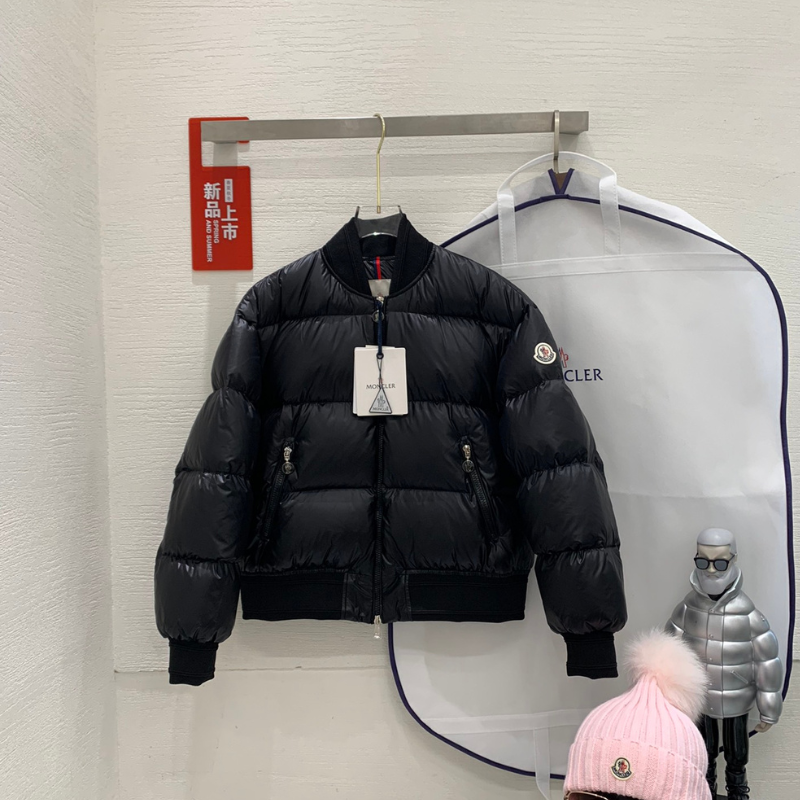 46 | Moncler