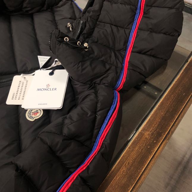 58 | Moncler